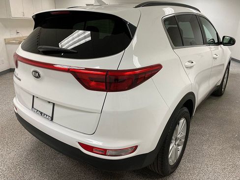 Used 2017 Kia Sportage LX w/ LX Popular Package image 5