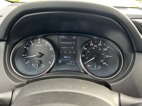 Used 2019 Nissan Rogue S w/ Special Edition Package AWD/4WD image 17