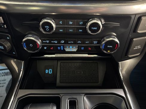 Used 2023 Ford F150 Lariat w/ Equipment Group 502A High image 31