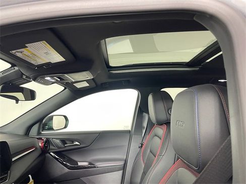 New 2026 Chevrolet Equinox RS w/ Convenience Package III image 13