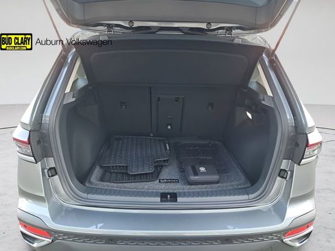 New 2025 Volkswagen Taos SEL AWD/4WD image 21