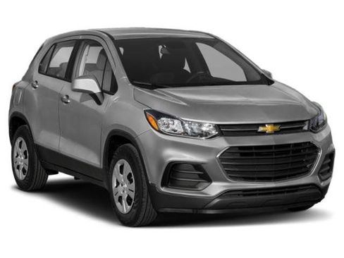 Used 2019 Chevrolet Trax LS FWD image 9