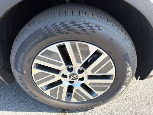 New 2026 Hyundai Palisade FWD Hybrid image 12