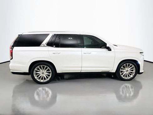 Used 2022 Cadillac Escalade Premium Luxury AWD/4WD image 9
