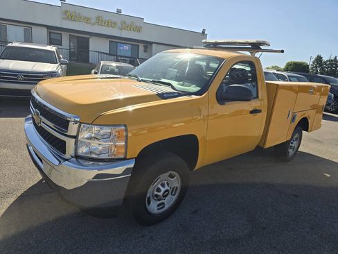 Used 2013 Chevrolet Silverado 2500 W/T AWD/4WD image 13