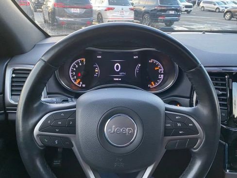 Used 2021 Jeep Grand Cherokee Limited image 15