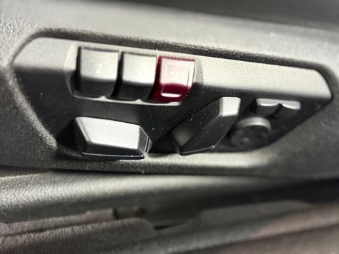 Used 2015 BMW M4 Coupe RWD image 21