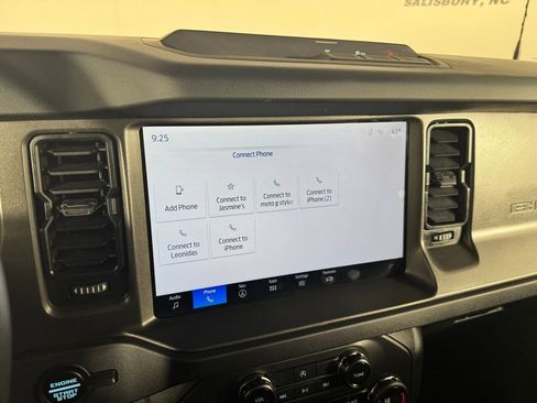 Used 2025 Ford Bronco Big Bend image 14