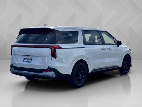 New 2026 Kia Carnival image 5