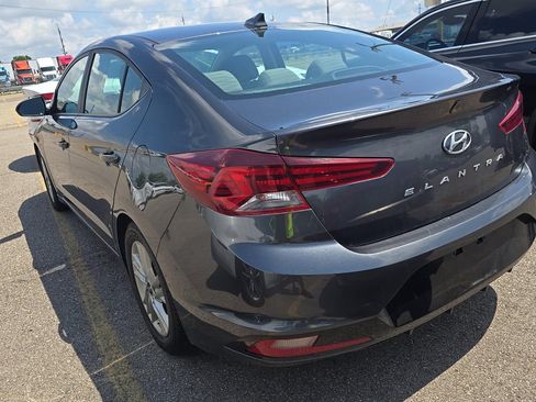 Used 2020 Hyundai Elantra SEL FWD image 5