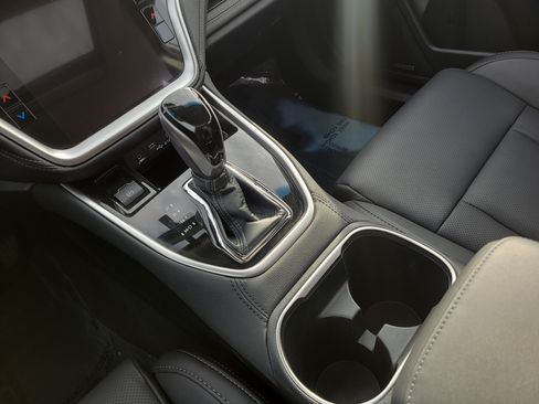 Used 2022 Subaru Outback Limited image 22