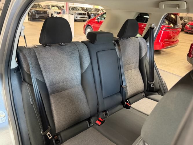Used 2023 Nissan Rogue SV FWD image 27