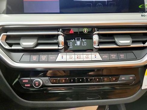 Used 2024 BMW X3 xDrive30i w/ Convenience Package w/ZPA AWD/4WD image 67