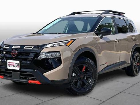 Certified 2025 Nissan Rogue SV image 1