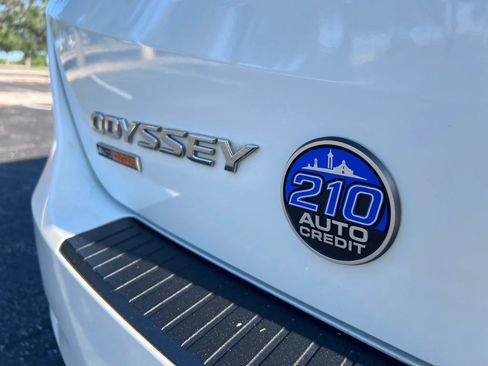 Used 2019 Honda Odyssey EX-L image 12