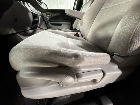 Used 2019 Honda Pilot LX image 18