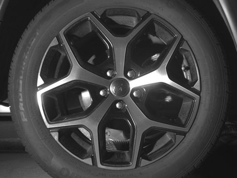 Used 2025 Jeep Compass Limited image 15