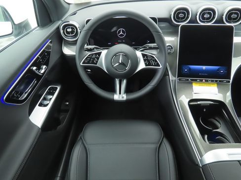 Certified 2026 Mercedes-Benz GLC 300 image 10