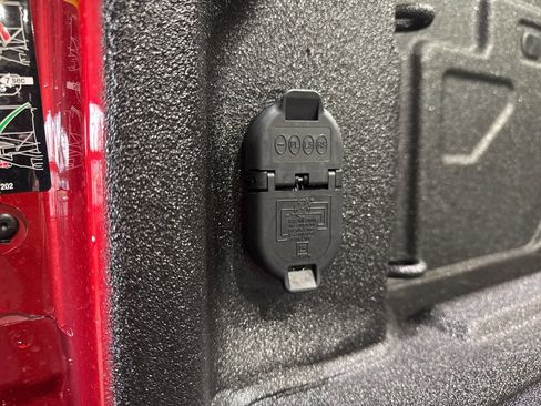 New 2026 GMC Sierra 2500 SLT w/ SLT Premium Package image 16