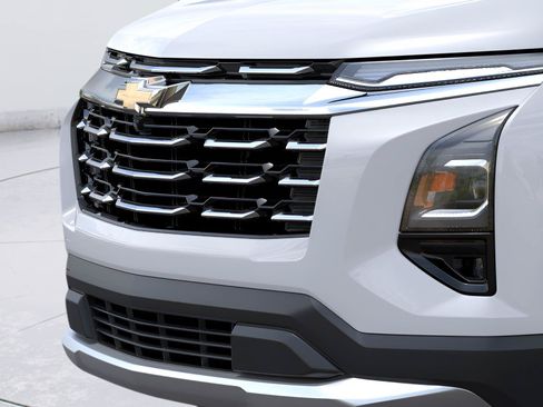 New 2027 Chevrolet Equinox LT w/ Safety and Technology Package FWD image 13