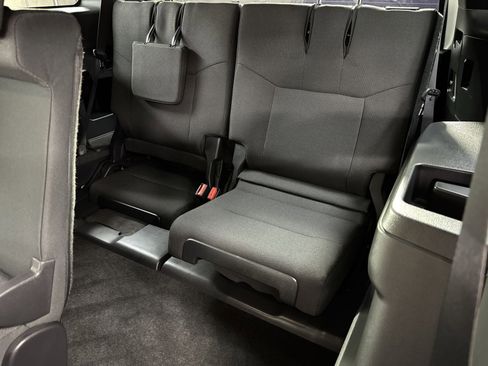 Used 2025 Toyota 4Runner SR5 image 29