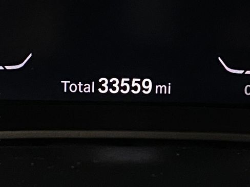 Certified 2022 BMW 530i xDrive w/ Premium Package image 17