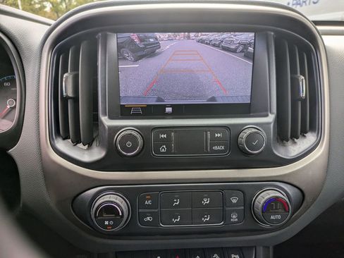 Used 2019 Chevrolet Colorado Z71 image 17