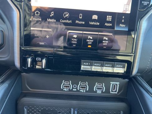 New 2026 RAM 2500 Rebel w/ Rebel Level 2 Equipment Group image 33