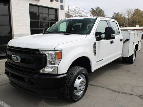 Used 2020 Ford F350 XL w/ Power Equipment Group image 3