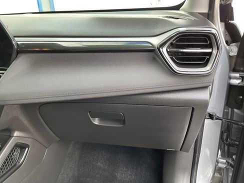 Used 2025 Chevrolet TrailBlazer LT w/ Driver Confidence Package image 29