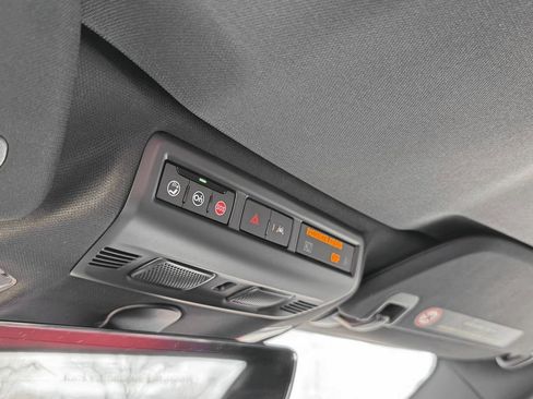 Used 2025 Chevrolet Corvette Z06 RWD image 25