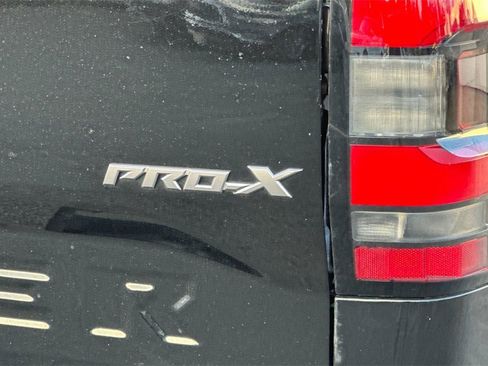 Used 2023 Nissan Frontier Pro-X w/ Pro-X Premium Package image 27