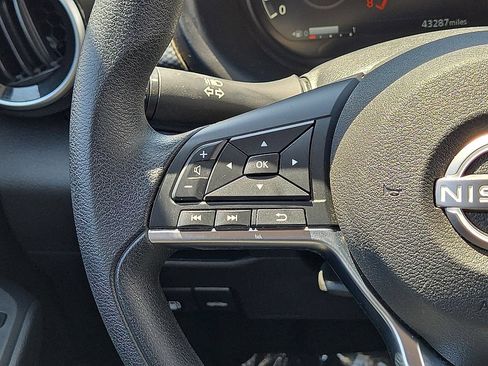 Used 2024 Nissan Kicks SV FWD image 19