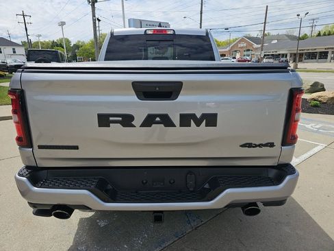 Certified 2025 RAM 1500 Big Horn AWD/4WD image 10