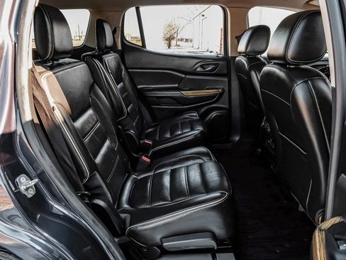 Used 2018 GMC Acadia Denali w/ Technology Package image 43