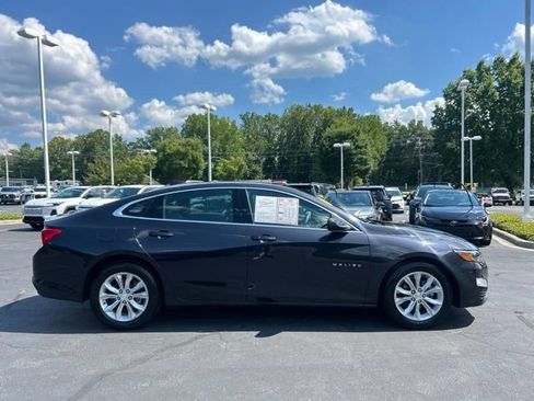 Used 2023 Chevrolet Malibu LT FWD image 5