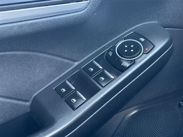 Certified 2023 Ford Escape SE w/ PHEV Premium Package FWD image 15