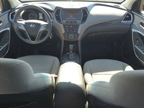 Used 2018 Hyundai Santa Fe Sport image 16