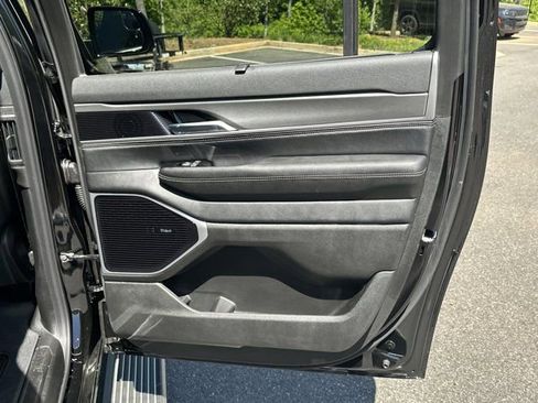 New 2026 Jeep Grand Wagoneer L Limited image 19