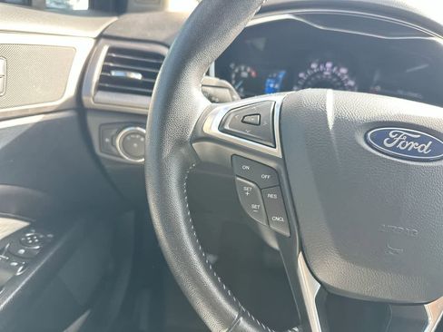 Used 2020 Ford Fusion SE w/ Equipment Group 151A image 28