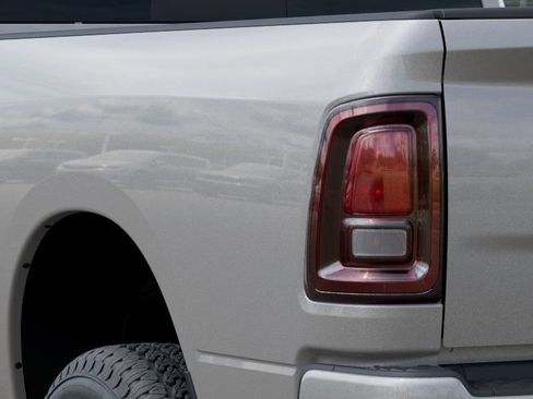 New 2026 RAM 2500 Tradesman AWD/4WD image 12