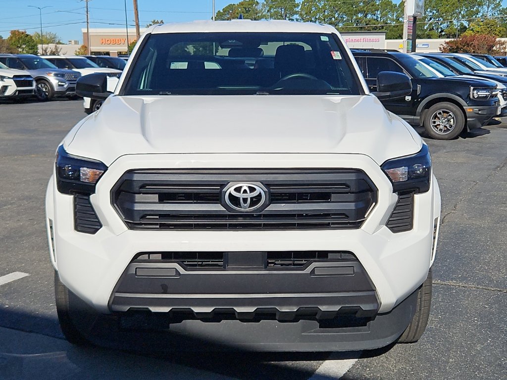 Used 2025 Toyota Tacoma SR RWD image 2