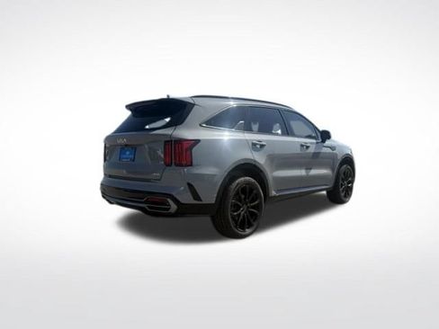 Used 2023 Kia Sorento SX AWD/4WD image 4