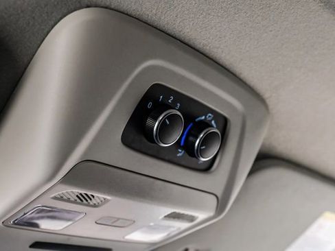 Used 2023 Ford Transit 350 XLT image 23