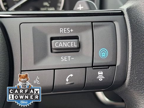 Used 2023 Nissan Rogue SV AWD/4WD image 22