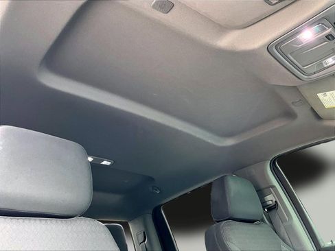 Used 2023 Chevrolet Silverado 1500 LT image 17