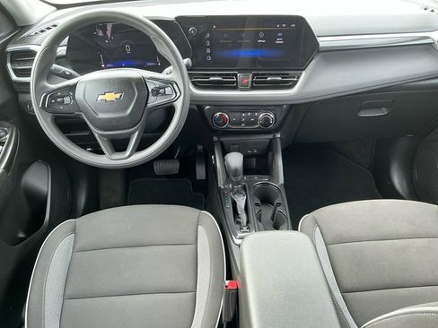 Used 2025 Chevrolet TrailBlazer LT image 17