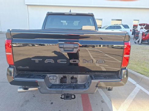 Used 2024 Toyota Tacoma SR5 image 5