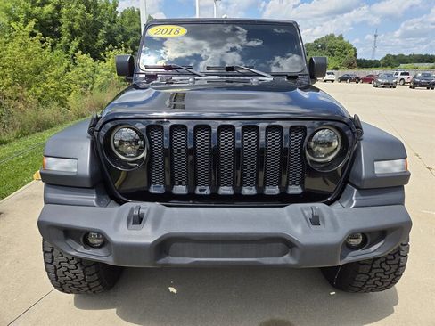 Used 2018 Jeep Wrangler Unlimited Sport AWD/4WD image 8