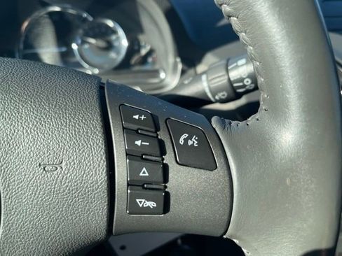 Used 2009 Chevrolet HHR LT FWD image 17